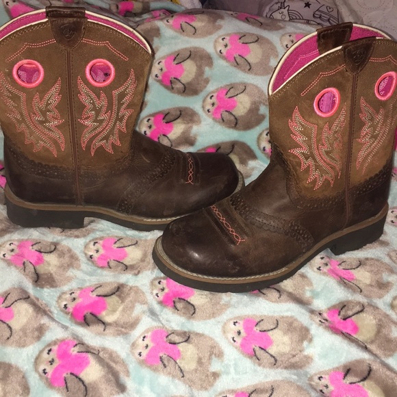 Ariat boots - Picture 2 of 5
